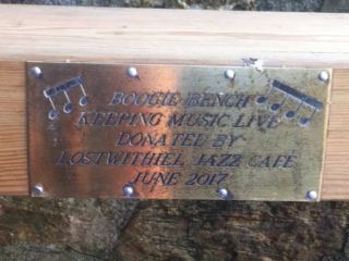 Boogie bench plaque